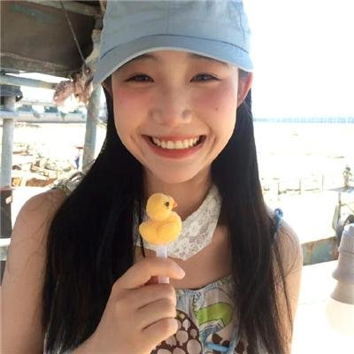 等爱的女神